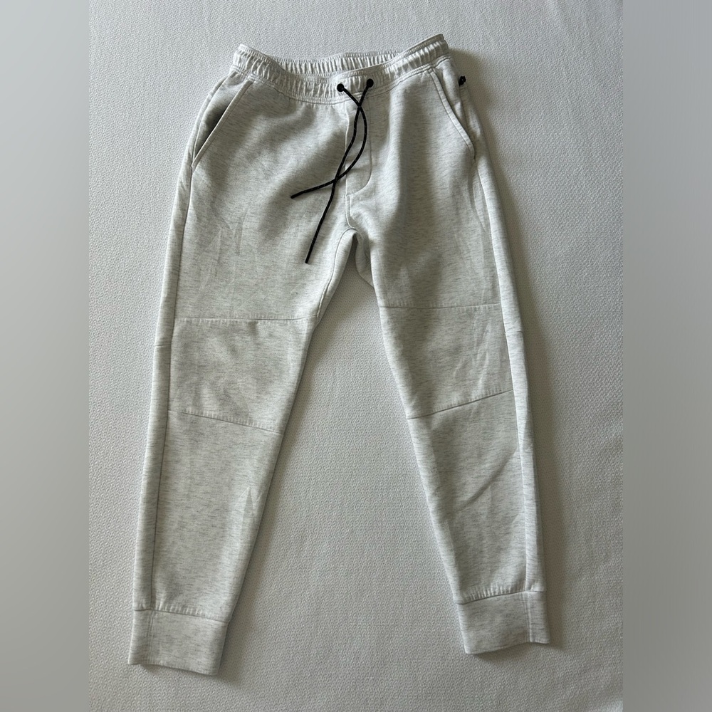 AE Men’s White/Cream Heather Jogger Sweatpants Size M